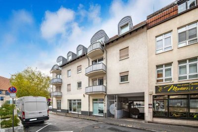 Hanau Innenstadt: Gepflegte, vermietete 2-Zimmer-Wohnung mit Balkon und Tiefgaragenstellplatz