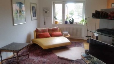 Gepflegte Maisonette-Wohnung im EG mit idealer Raumaufteilung mit Terrasse, Balkon + Garten