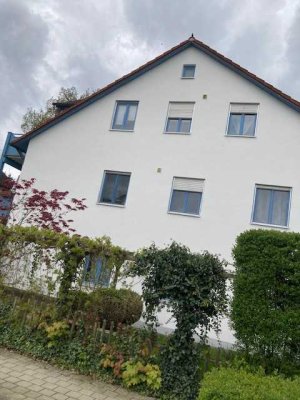 Solide 2-Zimmerwohnung mit Südbalkon - bevorzugt an Kapitalanleger