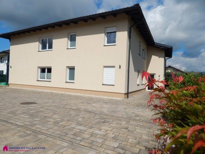 Zentrale, moderne Wohnung mit Balkon in Grün- und Ruhelage