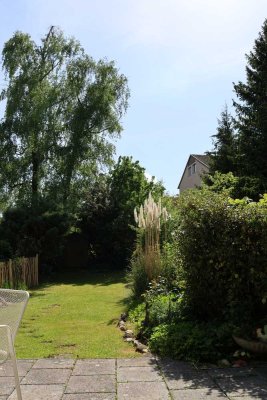 **GARTENIDYLLE PUR** Grundstück inklusive! RMH mit Garage | STADTBAHNLINIEN U7 & U8