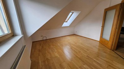 Neuwertige Zweizimmerwohnung in Villach-Lind!