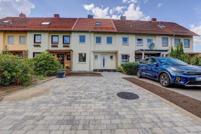 Wie neu - vollständig kernsaniertes Reihenmittelhaus