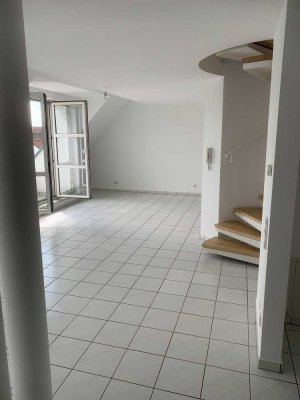 Charmante lichtdurchflutete Maisonettewohnung + voll klimatisiert