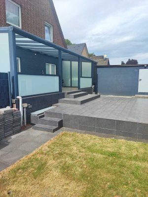 Preiswertes 6-Zimmer-Einfamilienhaus mit EBK in Hamburg Billstedt