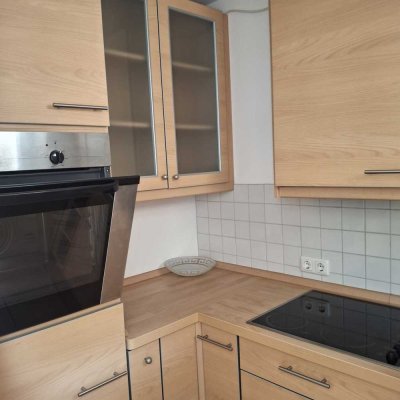 Freundliche 2-Zimmer-Souterrain-Wohnung in Neu-Isenburg