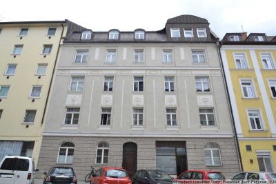 Mittersendling, helle 3 Zi Whg plus Wohnküche, DG im Altbau
