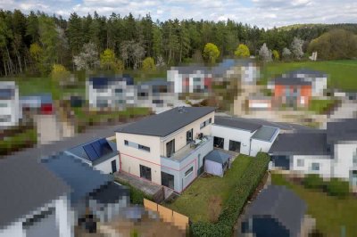 ++SOFORT EINZIEHEN++ 2 Zimmer-EG-Wohnung 
mit großer Terrasse in attraktiver Wohnlage, Baujahr 2013