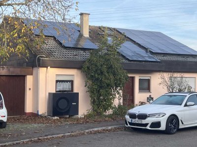 Top Wohnung- toller Fernblick- unverbaubar - mit neuer Wärmepumpe - alles neu renoviert