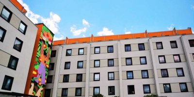 Lichtdurchflutetes Wohnglück: Stilvolle 1-Zimmer-Etagenwohnung mit Einbauküche. *Möbliert*