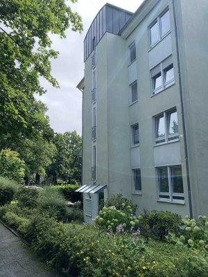 Elegante 2-Zimmer Wohnung mit Balkon im 1. OG in Erkrath