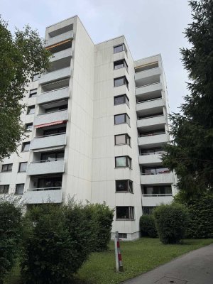 renov., ruh. 2 Zi. + Wohnküche, S/W BLK Blick ins Grüne, Lift, frei