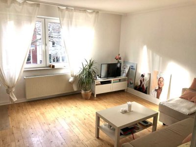 Super zentral und möbliert mit Küche und Garten - nur 2 Min. zum Rhein, einfach einziehen!