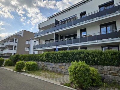 Top 3-Zimmer-Wohnung mit gehobener Innenausstattung mit Balkon und EBK in Renningen
