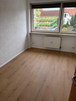 Tolle 2-Zimmerwohnung im Herzen von Fürth mit Einbauküche