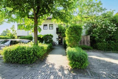 Grünes Wohnen: Erdgeschosswohnung mit Garten, Terrasse und Stellplatz