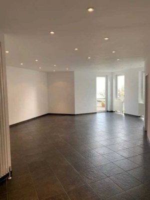 4-Zimmer-Wohnung mit Terrasse
