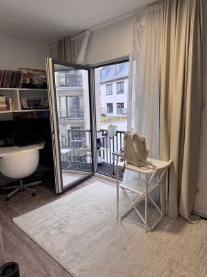 Voll möblierte , neuwertige 1-Zimmer-Wohnung mit Balkon und EBK in Leipzig