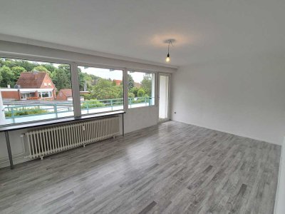 Gemütliche 2 2/2-Zimmer Wohnung mit Balkon und Loggia