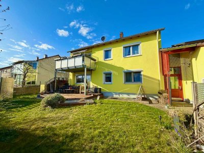 Schöne 2-Zi.-EG-Wohnung mit Terrasse, Garten und Garagenstellplatz