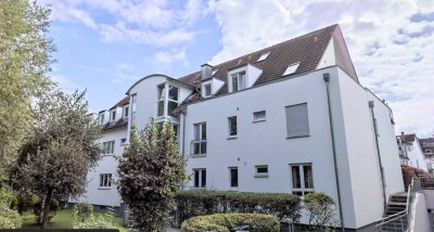 Provisionsfrei! Ruhige 3,5 Zimmer-ETW mit Balkon, Einbauküche, 2 Bädern, TG  in gedämmter 8-MFH