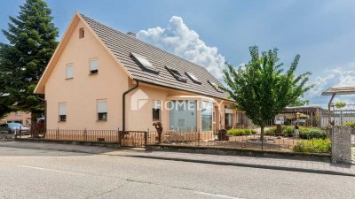 Ländlich leben, stilvoll wohnen: Haus mit Weitblick, flexibel als Ein- oder Zweifamilienhaus nutzbar