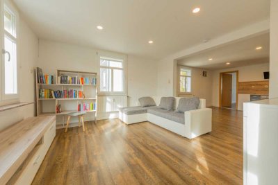 Zentrale 2-Zimmer-Wohnung mit Stellplatz in Gummersbach