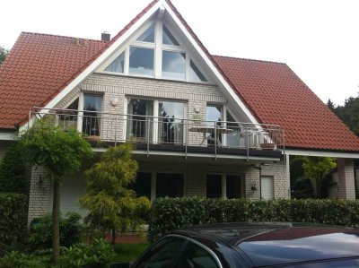 In bevorzugter Wohngegend:  Kleine DG Wohnung mit Einbauküche in Hagen aTW