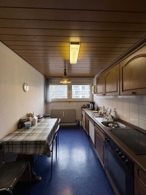 3 Zimmerwohnung mit Tiefgarage und Balkon
