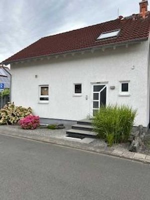 Einfamilienhaus (wohnen auf Zeit)