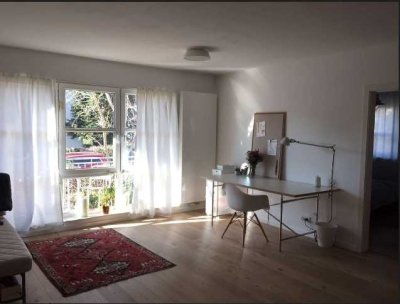 Exklusive, sanierte 2-Zimmer-Wohnung mit gehobener Innenausstattung u. privatem Garten in Bessungen