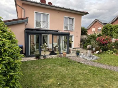 Großzügiges 7-Zimmer Haus mit Garage in Erkelenz