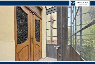 Altbau 4 Raum mit Balkon in beliebter Süd-West Wohnlage