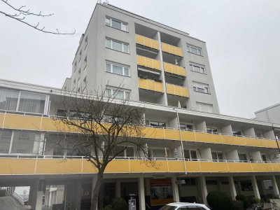 3-Zi.-Whg. mit Loggia in zentraler Wohnlage
zur Selbstnutzung