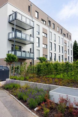 Einziehen und genießen: Sofort bezugsfertige 2-Zimmer-Penthouse-Wohnung!