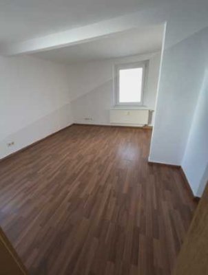 Singles und Paare aufgepasst! 2-Raumwohnung nahe dem Runstädter See - Paulahof 11 / WE 56