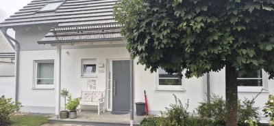 Hochwertige DHH in Bonstetten in exponierter Lage