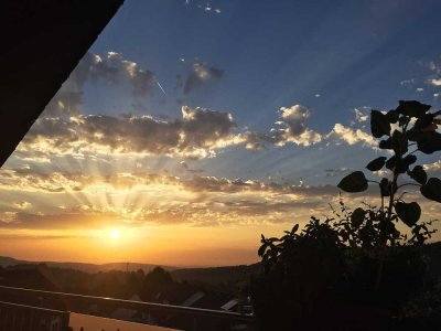 Helle und freundliche 3-Zimmer-Wohnung mit Balkon und Einbauküche in Loffenau
