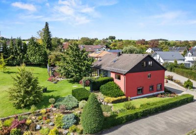 Grosszügiges Wohnen für die Familie mit separatem Baugrundstück