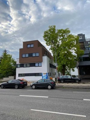 Exklusives Penthouse mit 2 Zimmern und Balkon in Koblenz-Metternich