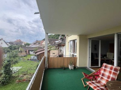 SUPERSCHÖNER WOHNTRAUM IN NOLLINGEN! Megagroße 3-Zi-Wohnung mit Aufzug, Riesenbalkon & Einzelgarage