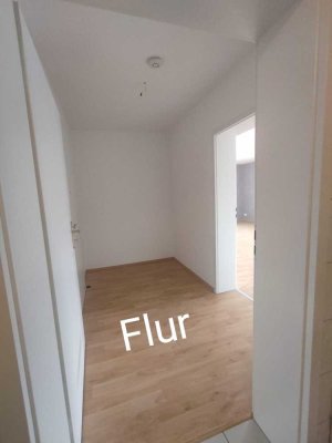 Gepflegte 2-Zimmer-Wohnung mit Balkon im 3. OG in Erbach