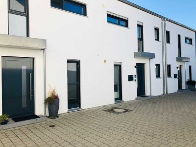 Modernes Reihenmittelhaus in zentraler Innenstadtlage in Abensberg