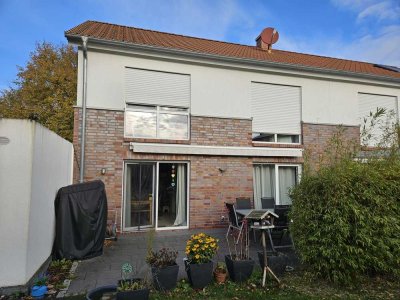 Gepflegte Doppelhaushälfte mit 4 Zimmern in Wedemark OT Mellendorf