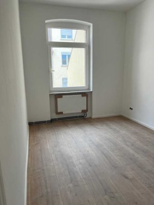 Wunderschöne, sehr helle Wohnung im ruhigen Hinterhaus in der Neckarstadt