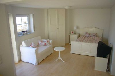 Voll möblierte 1-Zi-Wohnung in Remchingen