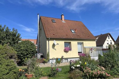 Charmantes Einfamilienhaus mit Blick ins Grüne – in begehrter Lage von Rastatt