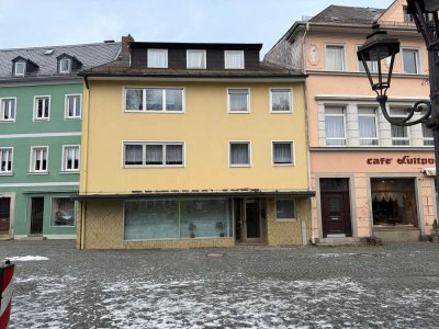 8,5 % Rendite, Mehrfamilienhaus in sehr gutem Zustand in Wunsiedel