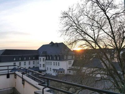 Großzügiges 1,5 Zimmer mit Sonnenbalkon! 2 Min entfernt vom Opladener Bahnhof