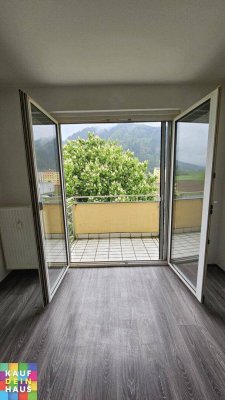 Schöne 2-Zimmerwohnung mit Frühstücksbalkon - unbefristeter Mietvertrag